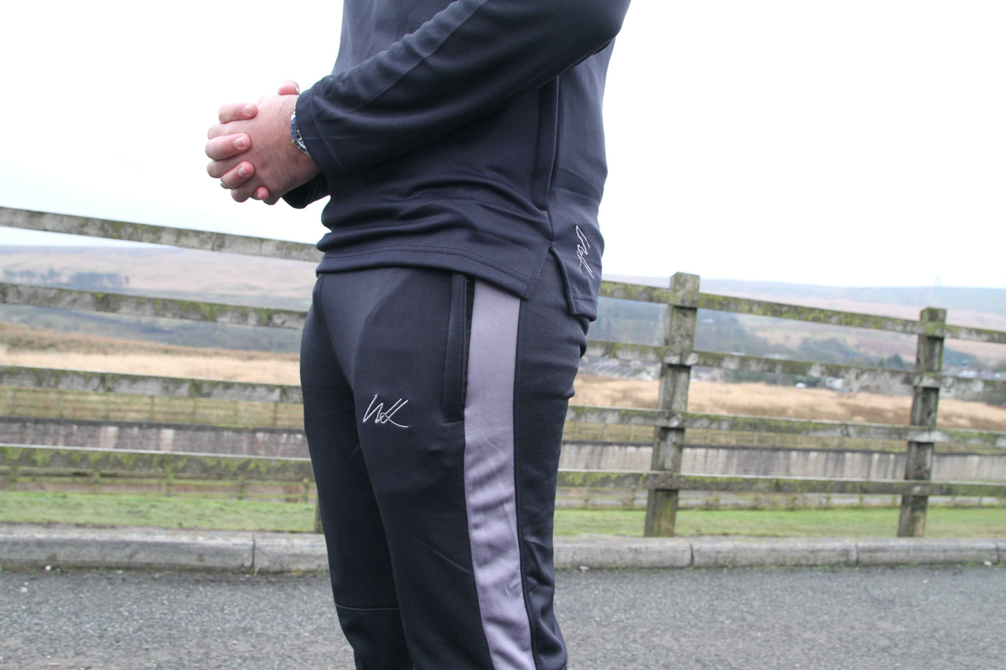 Tracksuit Onyx Black 1/4 Zip Sweatshirt
